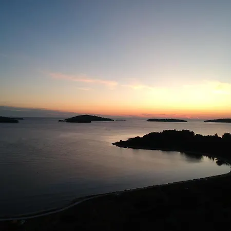 Pekasovi Seaview Apartament On A Beautiful Island Krapanj Sibenik Exterior photo