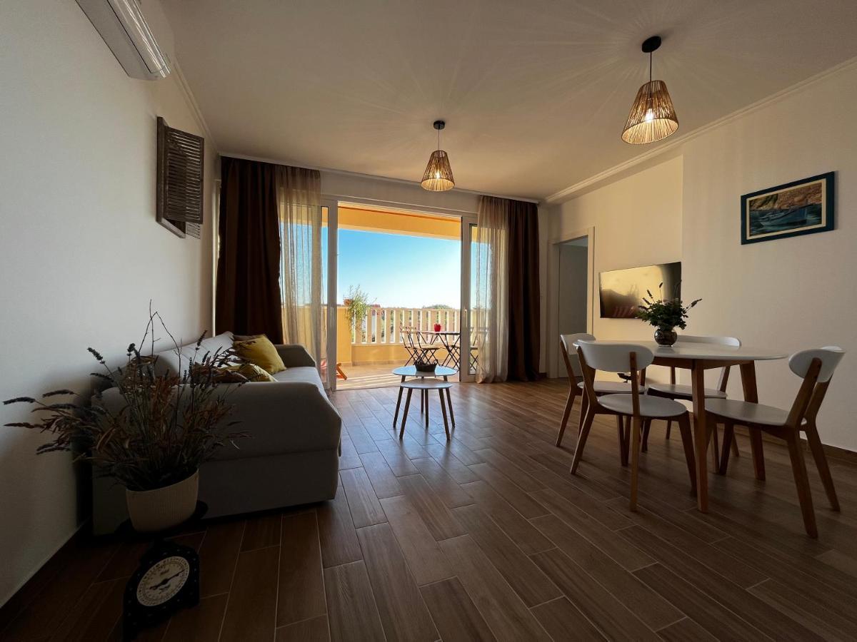 Pekasovi Seaview On A Beautiful Island Krapanj Apartment *