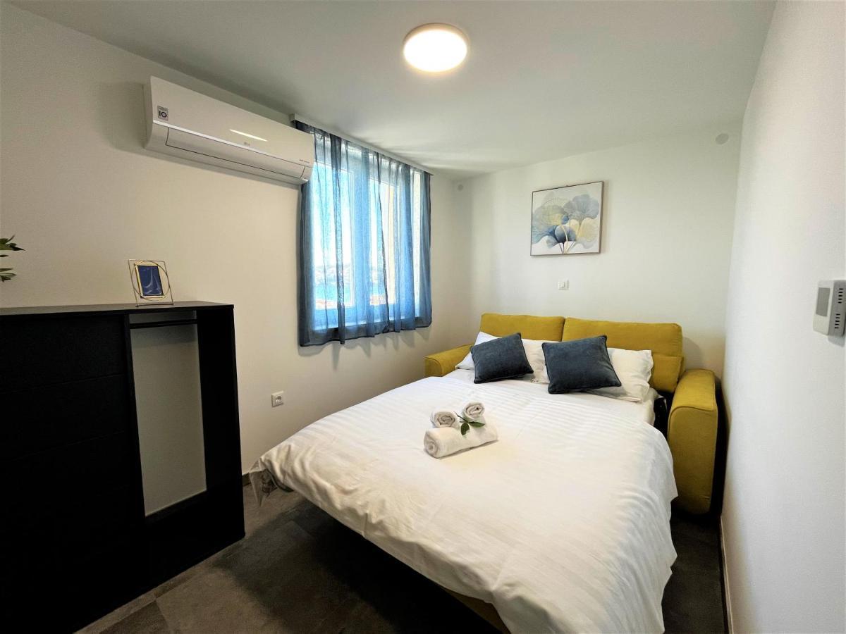 Pekasovi Seaview On A Beautiful Island Krapanj Apartment Sibenik