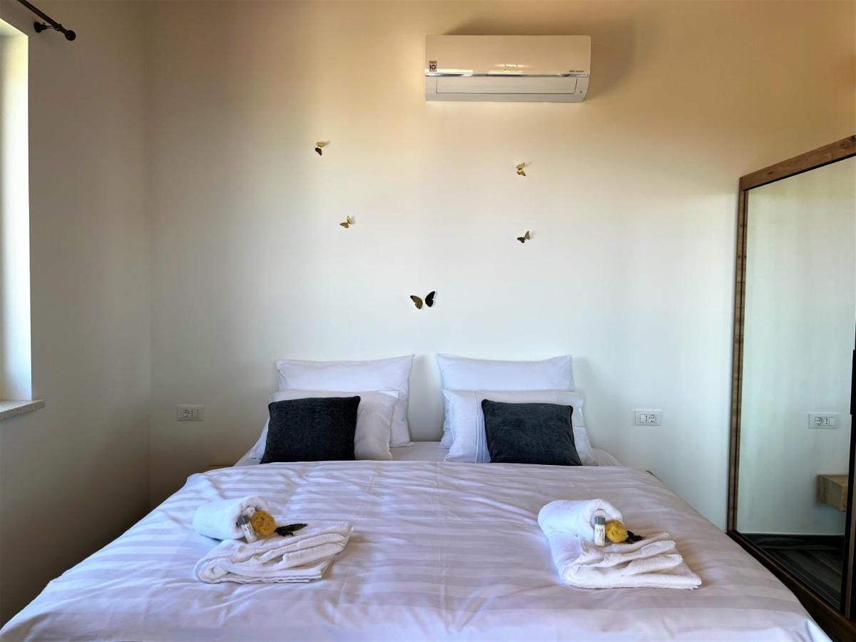 Pekasovi Seaview On A Beautiful Island Krapanj Apartment *