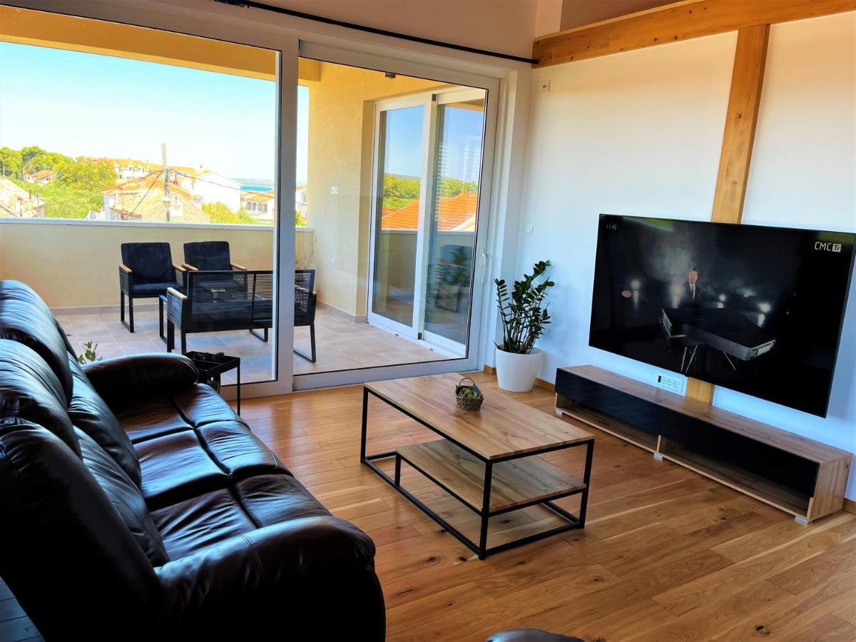 Apartment Pekasovi Seaview On A Beautiful Island Krapanj *